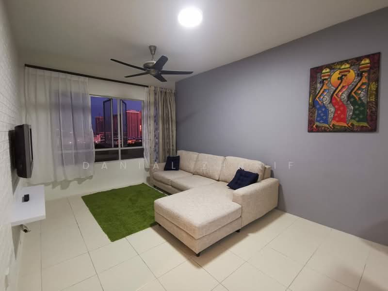 Pangsapuri untuk Disewa di Pangsapuri Suria 1 Batu Kawan - Danial Zharif - Living Room - PropertyGuru.com.my