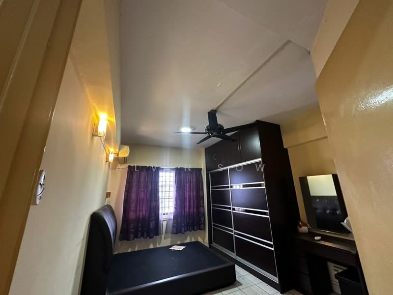 Condominium for Rent at The Vistana - Alvin Sow - Bedroom - PropertyGuru.com.my