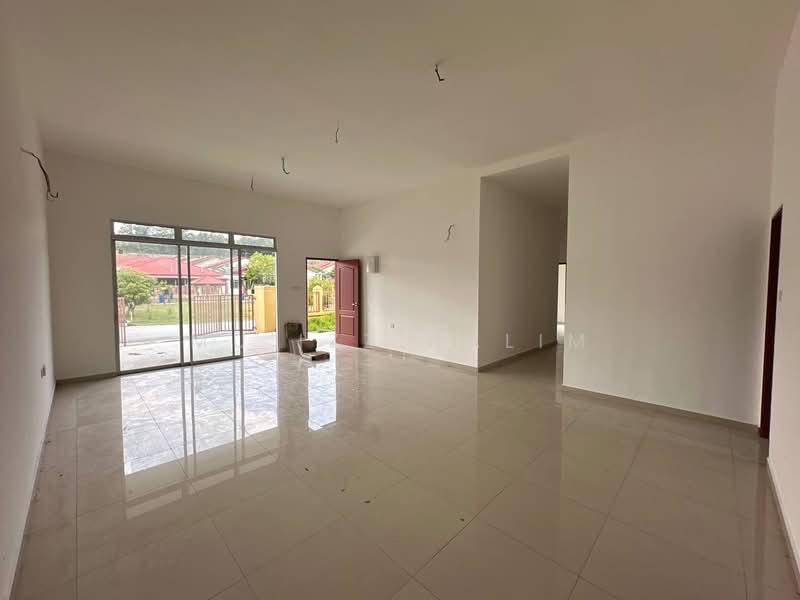 Semi-Detached House for Sale in Bandar Baru Salak Tinggi (Sepang) - Mu'izz Halim - PropertyGuru.com.my