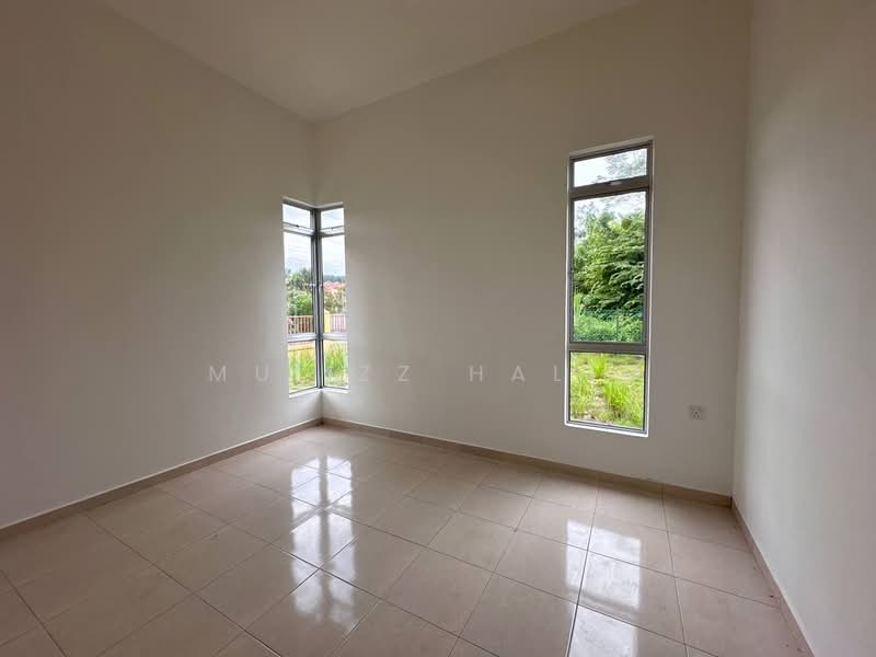 Semi-Detached House for Sale in Bandar Baru Salak Tinggi (Sepang) - Mu'izz Halim - PropertyGuru.com.my