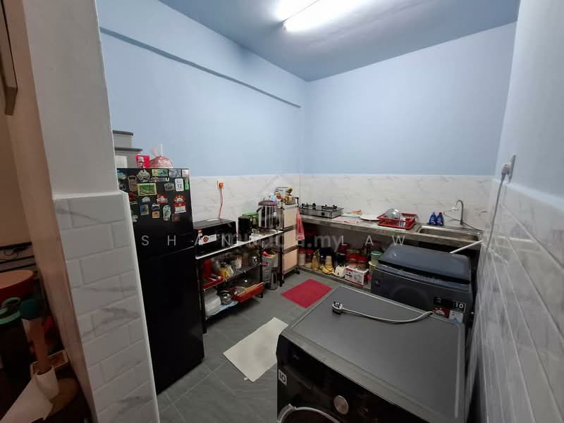Apartment for Sale at Kedidi Apartment - Shannie Law - Kitchen - PropertyGuru.com.my