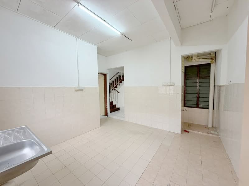 1.5-storey Terraced House for Sale in Ulu Tiram (Johor) - Bess Wong - Interior - PropertyGuru.com.my