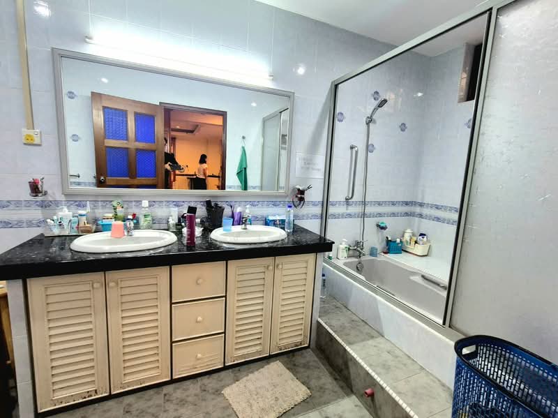 Rumah Banglo untuk Dijual di Pulau Tikus (Penang) - Kelvin Lim - Bathroom - PropertyGuru.com.my