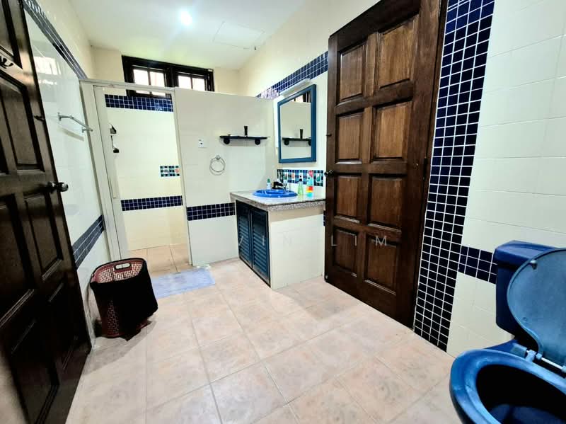 Rumah Banglo untuk Dijual di Pulau Tikus (Penang) - Kelvin Lim - Bathroom - PropertyGuru.com.my