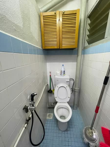 Rumah Flat untuk Dijual di Desa Intan - Pen Teo - Bathroom - PropertyGuru.com.my