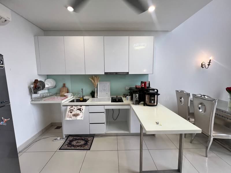 Service Residence for Sale at Centrus Soho - Mu'izz Halim - PropertyGuru.com.my