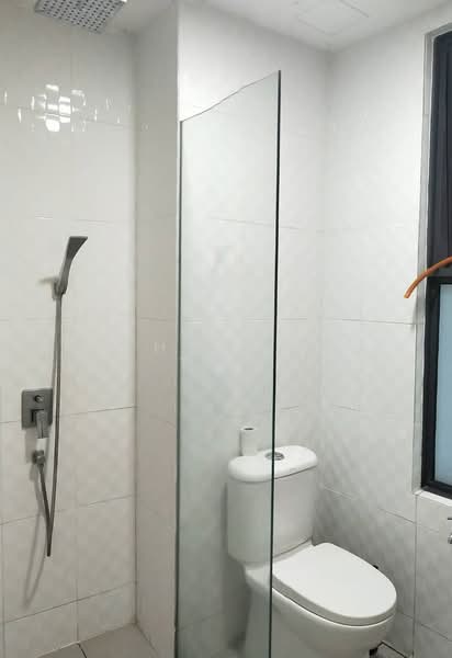 Kondominium untuk Dijual di Zefer Hill Residence - Shirley Tan - Shared Bathroom - PropertyGuru.com.my