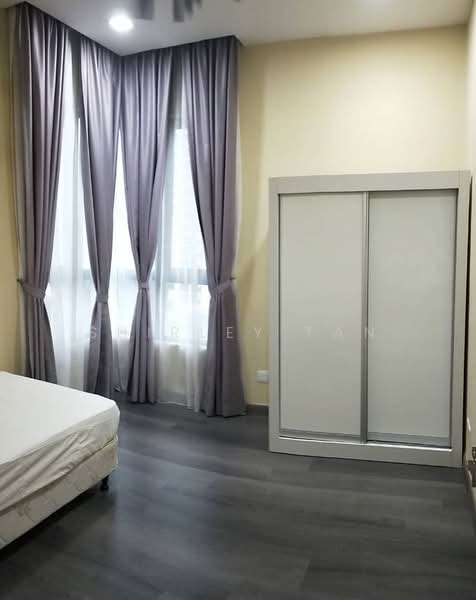 Kondominium untuk Dijual di Zefer Hill Residence - Shirley Tan - 3rd Bedroom - PropertyGuru.com.my