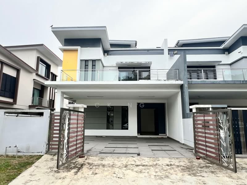 Phase 12A @ Precinct 12 Desa Tebrau - 1