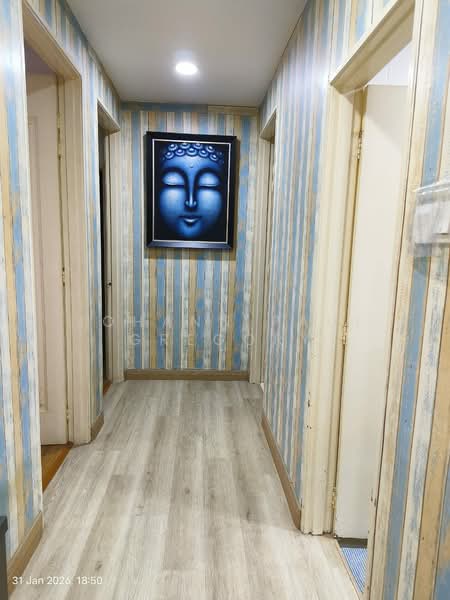Condominium for Sale at Subang Parkhomes - Johann Paul Gregory - Corridor - PropertyGuru.com.my