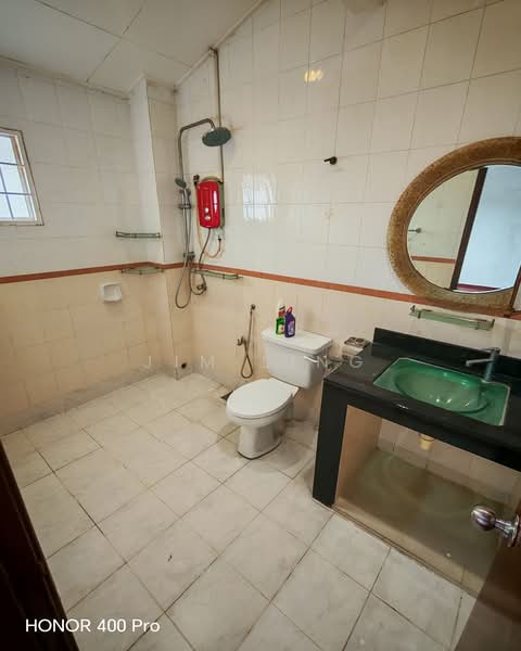2-storey Terraced House for Sale in Kota Kemuning (Shah Alam) - Jim Ling - Bathroom - PropertyGuru.com.my