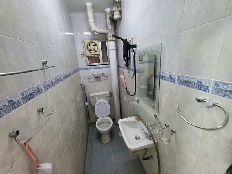 Apartment for Rent at Permai Apartment - Kiki Yap - Bathroom - PropertyGuru.com.my