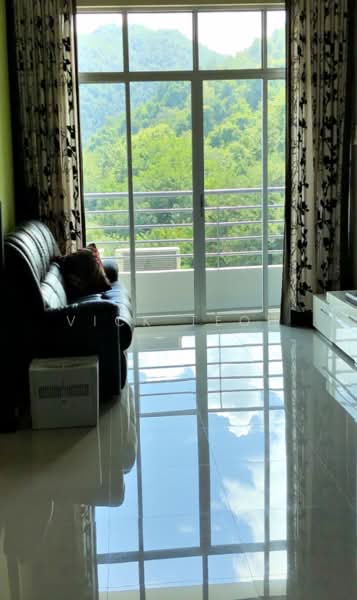 Condominium for Sale at Boulevard Condominium (BLVD) - Vick Teoh - Living Room - PropertyGuru.com.my