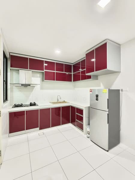 Service Residence for Rent at Sky Peak Residences - Alex How - Kitchen - PropertyGuru.com.my