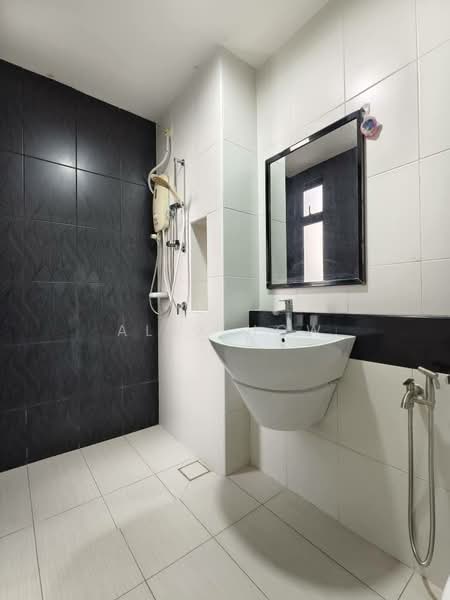 Service Residence for Rent at Sky Peak Residences - Alex How - Bathroom - PropertyGuru.com.my