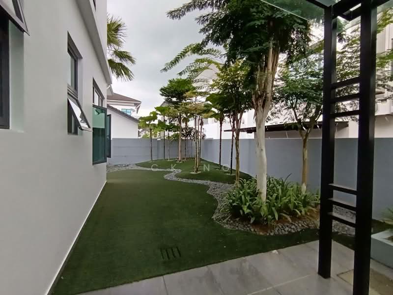 Rumah Banglo untuk Dijual di Setia Tropika (Johor Bahru) - CK Ng - PropertyGuru.com.my