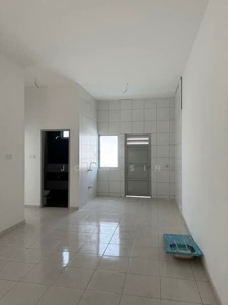 1-storey Terraced House for Sale in Johor Bahru (Johor) - Joan Sin - Kitchen - PropertyGuru.com.my
