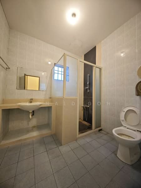 Rumah Teres 2 Tingkat untuk Dijual di Ipoh (Perak) - Donald Goh - Bathroom - PropertyGuru.com.my