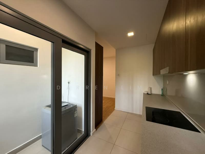 Lakefront Residence - 3