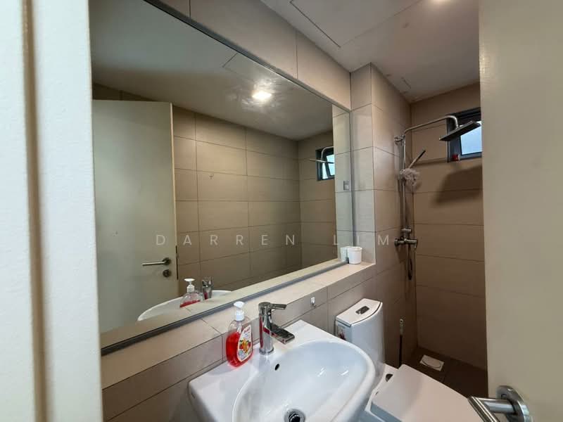 Lakefront Residence - 4