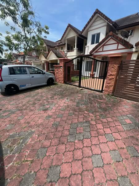 2-storey Terraced House for Rent in Shah Alam (Selangor) - Asman Samsudin - Exterior - PropertyGuru.com.my