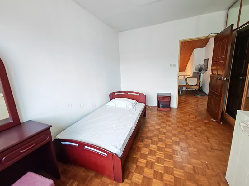 Semi-Detached House for Rent in Kampung Simpang Tiga (Kuching) - Hunter Wee - Bedroom - PropertyGuru.com.my