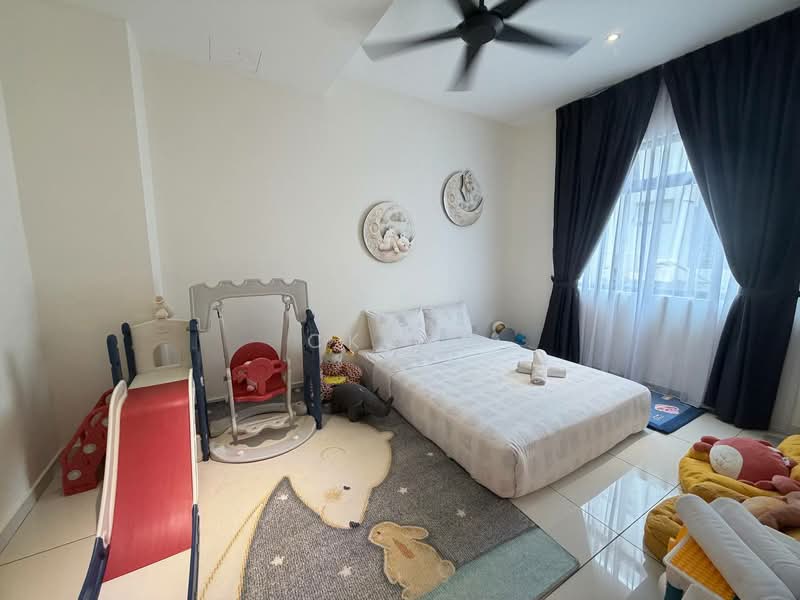 2-storey Terraced House for Sale in Taman Sutera Utama (Skudai) - CK Ng - Bedroom - PropertyGuru.com.my