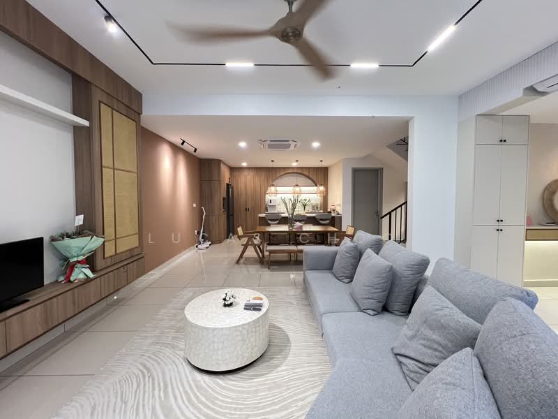 3-storey Terraced House for Sale in Taman Melawati (Ulu Kelang) - Lucas Choo - Living Room - PropertyGuru.com.my
