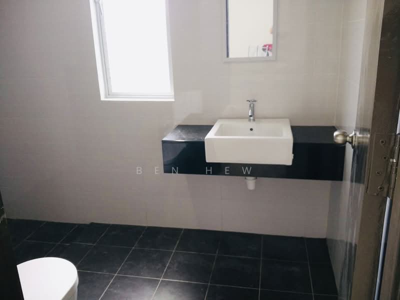 Condominium for Sale at Platinum III - Ben Hew - Bathroom - PropertyGuru.com.my