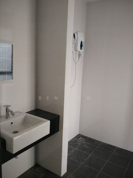 Condominium for Sale at Platinum III - Ben Hew - Bathroom - PropertyGuru.com.my