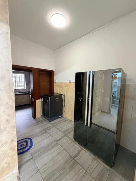 Rumah Teres 2 Tingkat untuk Disewa di Taman Setia Indah (Tebrau) - Janice Yong - Kitchen - PropertyGuru.com.my