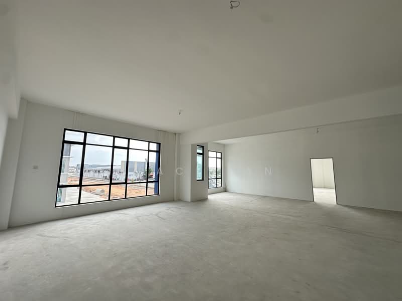 Pejabat untuk Disewa di Taman Kluang Perdana (Kluang) - Grace Fan - Interior - PropertyGuru.com.my