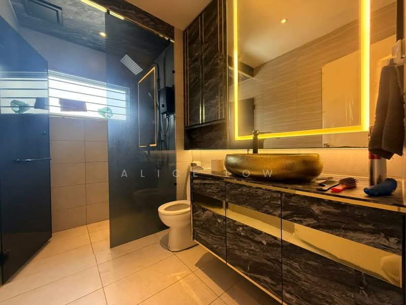 2-storey Terraced House for Sale in Rawang (Selangor) - Alice Low - Bathroom - PropertyGuru.com.my