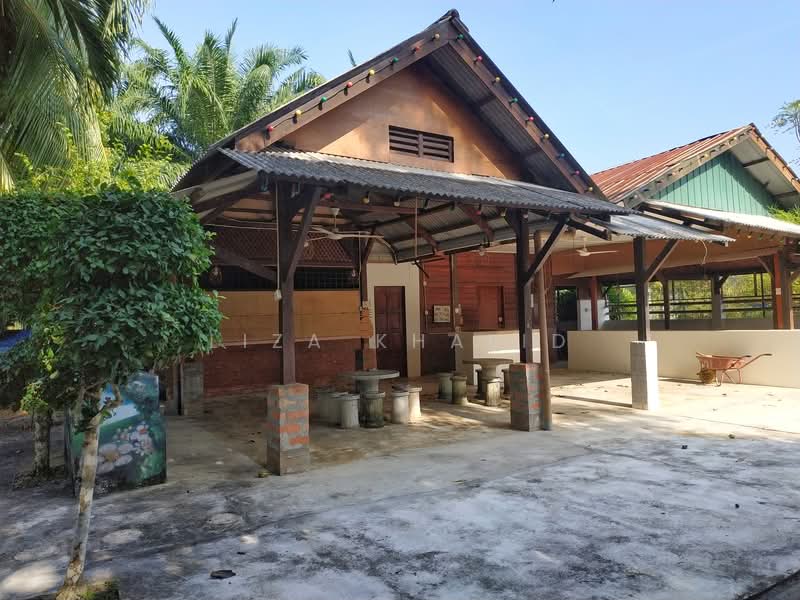 Tanah Pertanian untuk Dijual di Kampung Baru Ijok (Ijok) - Liza Khalid - Exterior - PropertyGuru.com.my