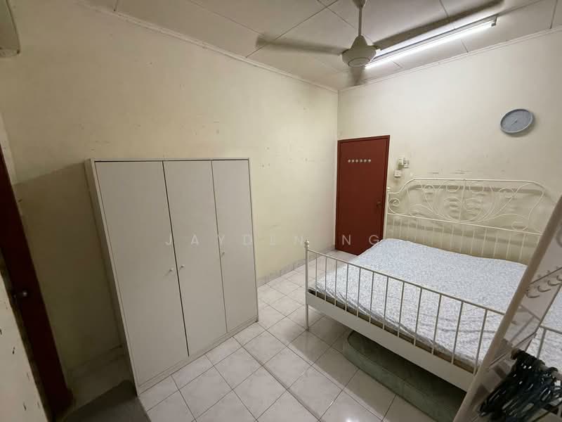 2-storey Terraced House for Sale in Taman Mutiara Rini (Skudai) - Jayden Ng - Bedroom - PropertyGuru.com.my