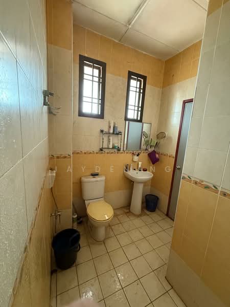 2-storey Terraced House for Sale in Taman Mutiara Rini (Skudai) - Jayden Ng - Bathroom - PropertyGuru.com.my