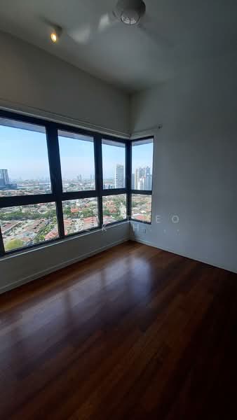 Servis Apartment untuk Dijual di Seventeen Mall & Residences (Biji Living) - Liza Tieo Quek Hoon - View - PropertyGuru.com.my