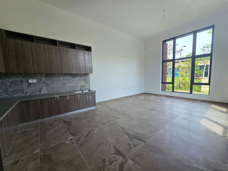 Cluster House for Sale in Iskandar Puteri (Nusajaya) (Johor) - Nathan Chan - Kitchen - PropertyGuru.com.my