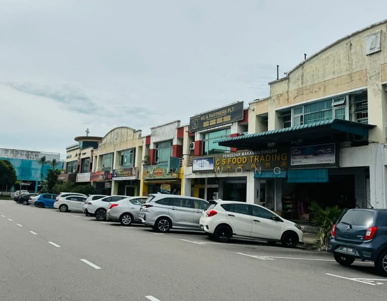 Shop / Office for Sale in Taman Gaya (Ulu Tiram) - Calvin Wong - Exterior - PropertyGuru.com.my