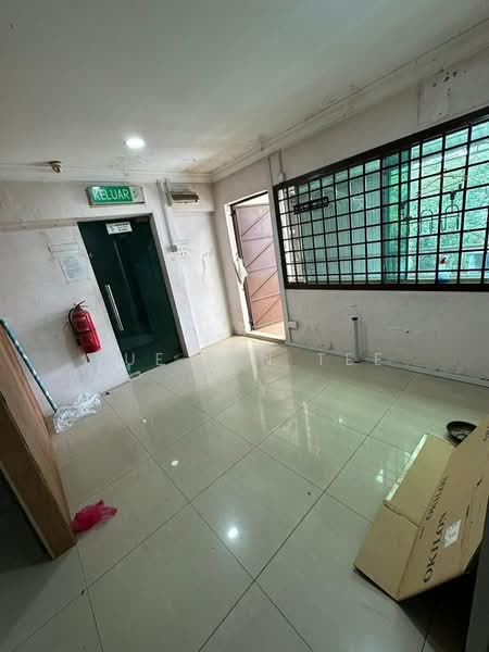 Terrace Factory for Rent in Taman Sri Putri (Kulai) - Sue Jin Tee - Entrance - PropertyGuru.com.my