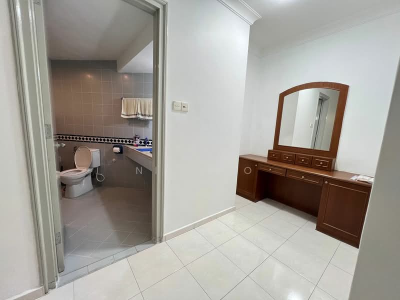 Kondominium untuk Dijual di The Straits View Condominium - Nico Ho - Bathroom - PropertyGuru.com.my