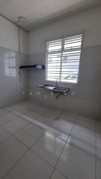 2-storey Terraced House for Sale in Bukit Indah 2 (Iskandar Puteri (Nusajaya)) - Tan Bing Yi - Kitchen - PropertyGuru.com.my