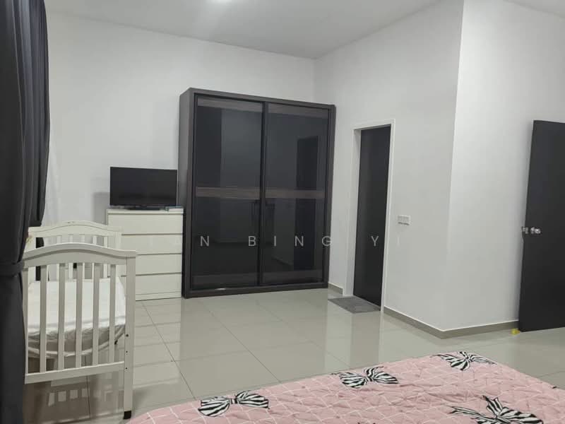 Rumah Teres 2 Tingkat untuk Disewa di Iskandar Puteri (Nusajaya) (Johor) - Tan Bing Yi - Bedroom - PropertyGuru.com.my