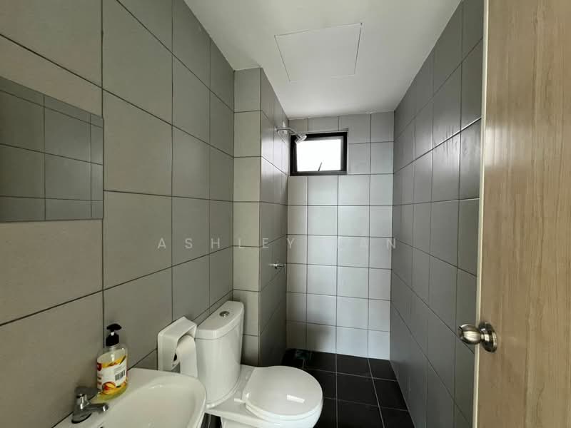 Kondominium untuk Dijual di TreeO - Ashley Tan - Bathroom - PropertyGuru.com.my