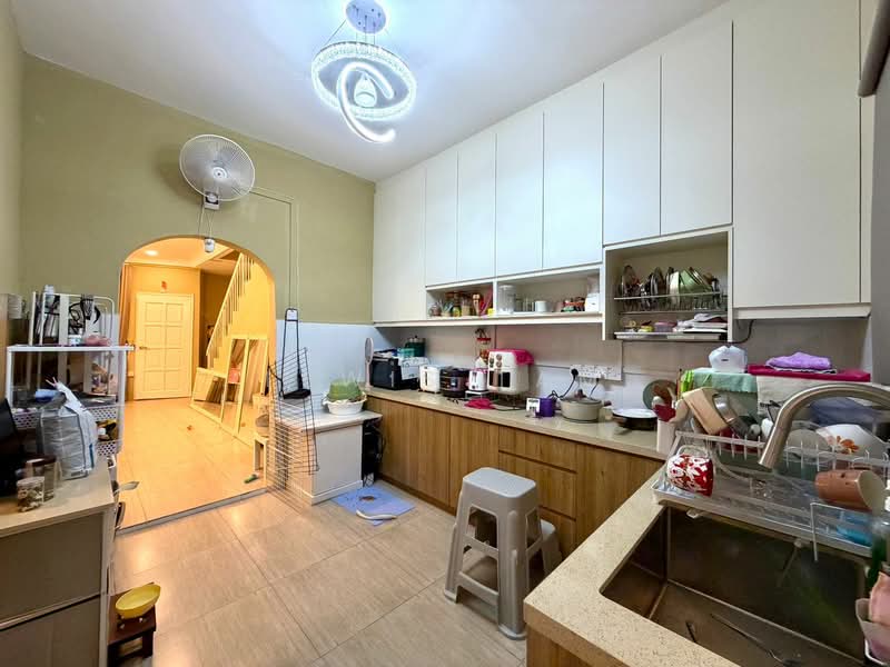 Rumah Teres 2 Tingkat untuk Dijual di Batu 9 (Cheras) - Lewis Tam - Kitchen - PropertyGuru.com.my