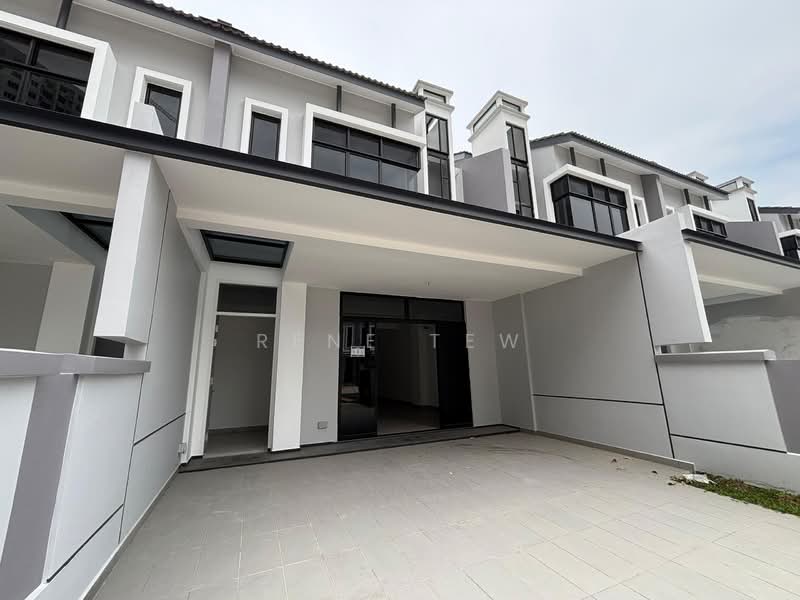2-storey Terraced House for Sale in Taman Mount Austin (Tebrau) - Rene Tew - Exterior - PropertyGuru.com.my