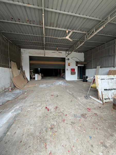 Terrace Factory for Rent in Taman Perindustrian Kota Puteri (Masai) - Tan Bing Yi - Interior - PropertyGuru.com.my