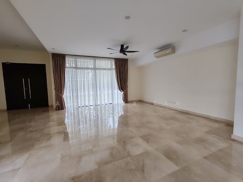 Rumah Banglo untuk Disewa di Iskandar Puteri (Nusajaya) (Johor) - Angelina Tan - Living Room - PropertyGuru.com.my