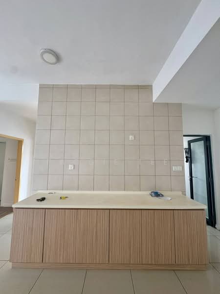 Kondominium untuk Dijual di The WaterEdge (Pinggiran Air) - Paggie Tee - Kitchen - PropertyGuru.com.my