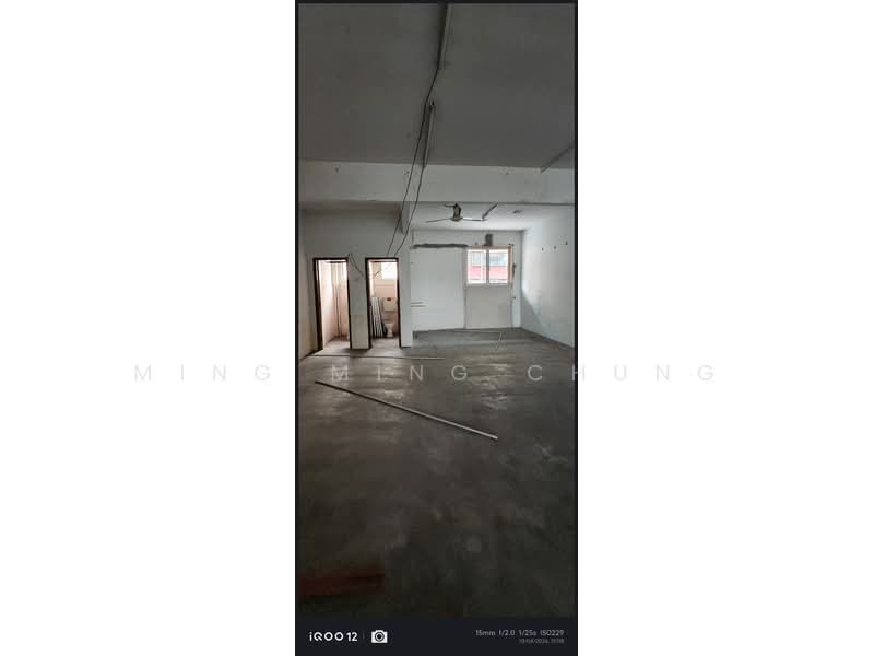 Shop / Office for Rent in Kawasan Perniagaan Nilam (Kajang) - Ming Ming Chung - Bathroom - PropertyGuru.com.my